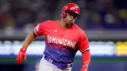 MLB: Rafael Devers ya tiene dorsal en los Gigantes de San Francisco (+Detalles)