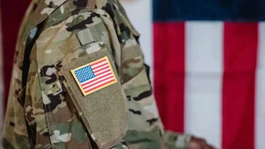 Tensión creciente en Medio Oriente: EEUU aumenta su presencia militar mientras Trump llama a evacuar Teherán