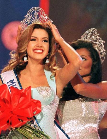 Alicia Machado se molesta y reacciona a múltiples ataques en redes