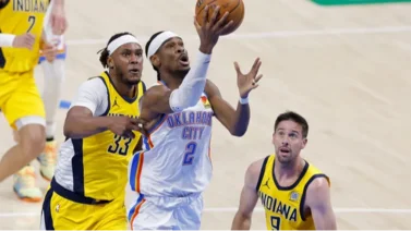Finales NBA: ¡Lo llevó a la escuela! Shai Gilgeous-Alexander abre el marcador del thunder con acrobática cesta (+Video)