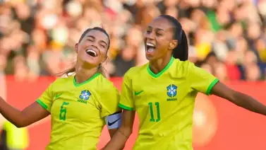 Brasil comienza la cuenta regresiva para albergar el Mundial de Fútbol Femenino Brasil comienza la cuenta regresiva para albergar el Mundial de Fútbol Femenino