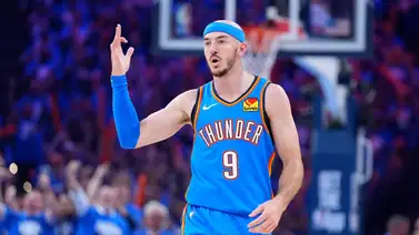 Alex Caruso bromea tras ganar el título de la NBA con los Thunder: "Ahora tengo uno de verdad" Alex Caruso bromea tras ganar el título de la NBA con los Thunder: "Ahora tengo uno de verdad"
