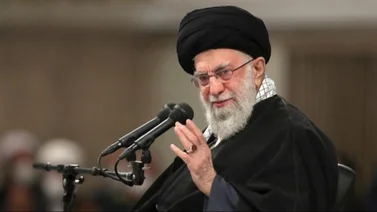 Ayatolá Jamenei declara "Dura Bofetada" a EE.UU. e Israel tras el alto el fuego