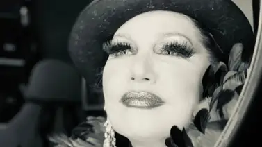 Maite Delgado se llena de brillo y plumas para honrar al Orgullo Gay Maite Delgado se llena de brillo y plumas para honrar al Orgullo Gay