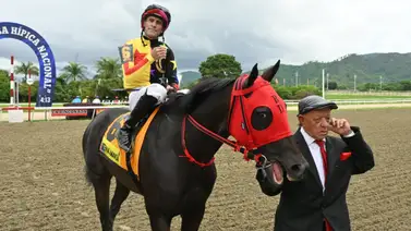 Jaime Lugo aprovecha el "Pase de Baranda" y se une a la cima del meeting Jaime Lugo aprovecha el "Pase de Baranda" y se une a la cima del meeting