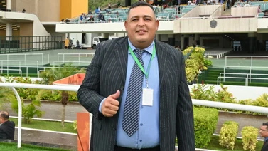 Henry Trujillo también se vistió de gloria y visitó el recinto de ganadores de La Rinconada 