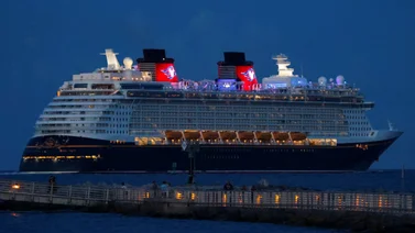 Niña cae de la borda del crucero de Disney y así fue rescatada (+Detalles)