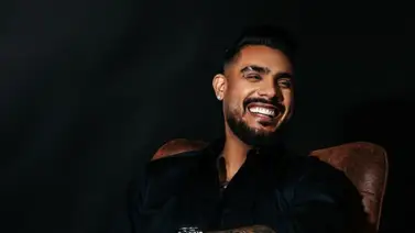 “Joyas que bailan II”: El disco con el que Ronald Borjas pone a cantar y bailar al público “Joyas que bailan II”: El disco con el que Ronald Borjas pone a cantar y bailar al público