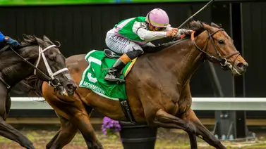 Javier Castellano con And One More Time vs. Segesta de Chad Brown por el Just a Game Stakes (G1) en Saratoga Javier Castellano con And One More Time vs. Segesta de Chad Brown por el Just a Game Stakes (G1) en Saratoga