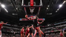 Duelo de estrategias en Oregón: Portland busca hacer respetar su casa ante Phoenix