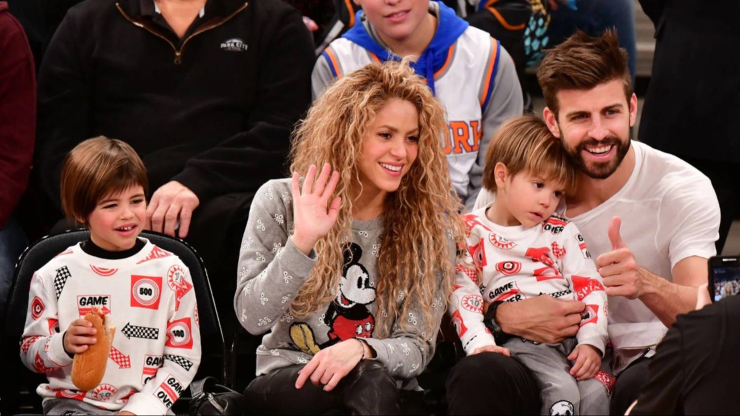 Shakira y Piqué vuelven a aparecer juntos en redes sociales y se desatan rumores Shakira y Piqué vuelven a aparecer juntos en redes sociales y se desatan rumores