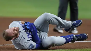 MLB: Ildemaro Vargas salió del encuentro tras aparatoso choque con Max Muncy MLB: Ildemaro Vargas salió del encuentro tras aparatoso choque con Max Muncy