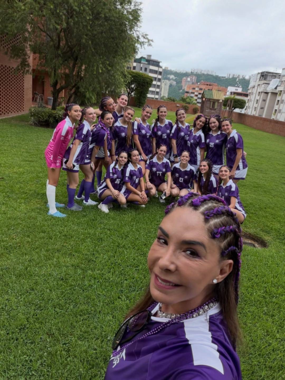 Viviana Gibelli se hace cambio drástico de look: mira cómo quedó Viviana Gibelli se hace cambio drástico de look: mira cómo quedó