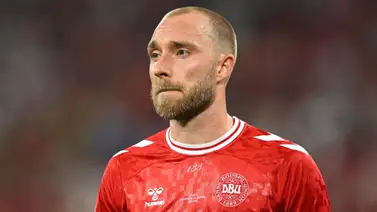 Christian Eriksen paraliza al mundo tras volver a caer desplomado en medio de un partido Christian Eriksen paraliza al mundo tras volver a caer desplomado en medio de un partido