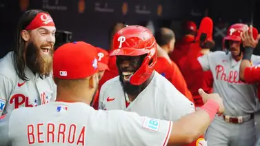 Duro golpe para los Phillies: Adolis García a la lista de lesionados de 60 días Duro golpe para los Phillies: Adolis García a la lista de lesionados de 60 días