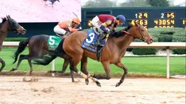 Francisco Arrieta se apodera de Churchill Downs con tres victorias