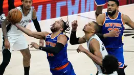 Jalen Brunson firma la mayor anotación en la era moderna
