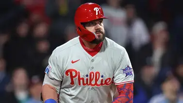 Una exhibición sin precedentes: Schwarber deslumbra con tres cuadrangulares Una exhibición sin precedentes: Schwarber deslumbra con tres cuadrangulares