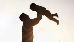 Día del Padre: 5 famosos que se convirtieron en "papás solteros"