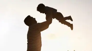 Día del Padre: 5 famosos que se convirtieron en "papás solteros" Día del Padre: 5 famosos que se convirtieron en "papás solteros"