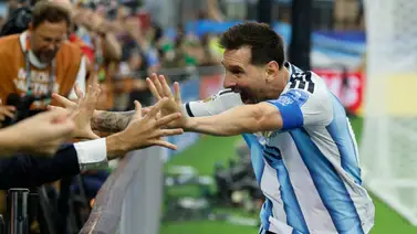 Mundial 2026: Periodista tiene el honor de celebrar con Messi en el campo Mundial 2026: Periodista tiene el honor de celebrar con Messi en el campo
