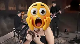 Cantante es condenada a 74 latigazos por “infringir” en una importante norma de su país