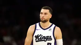 Zach LaVine ejerce su opción de $49M y presiona las finanzas de Sacramento