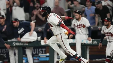 Orlando Arcia destroza a sus rivales y se disfruta cada victoria