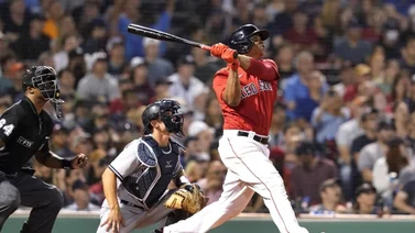 Rafael Devers fue el verdugo de los Yankees de Nueva York