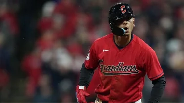 Andrés Giménez fue sacado del juego de este domingo por lesión