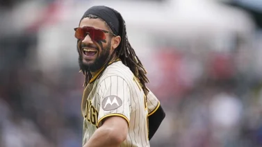 Fernando Tatis Jr. presenta argumentos sólidos a favor del guante de oro en el jardín derecho
