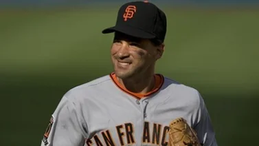 MLB: Hace 15 años Omar Vizquel impuso este récord histórico con los Gigantes (+Video)