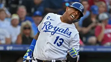 MLB: ¡Soberano susto! Salvador Pérez sale del juego por esta dolorosa razón (+Video) MLB: ¡Soberano susto! Salvador Pérez sale del juego por esta dolorosa razón (+Video)