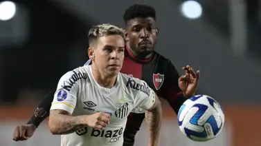 Santos ejerce la opción de compra sobre Yeferson Soteldo y se queda en Brasil Santos ejerce la opción de compra sobre Yeferson Soteldo y se queda en Brasil