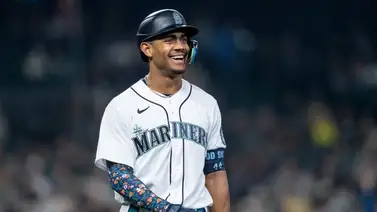 Julio Rodríguez de los Marineros se roba la base 40 y se une a Tatis Jr. en club exclusivo Julio Rodríguez de los Marineros se roba la base 40 y se une a Tatis Jr. en club exclusivo