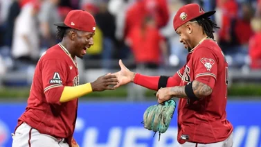 MLB: Estos son los dominicanos que mantienen encendida la ofensiva de los Cascabeles de Arizona