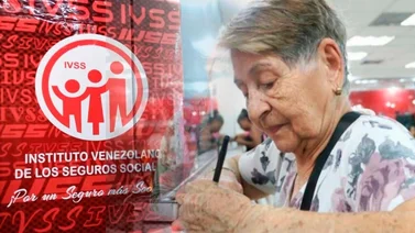 Pensionados a revisar sus cuentas que llegó el bono