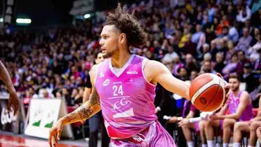 Michael Carrera se consagra como el MVP de la LEB Oro de España Michael Carrera se consagra como el MVP de la LEB Oro de España