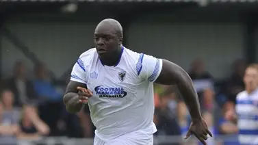 Adebayo Akinfenwa, el particular jugador del AFC Wimbledon Adebayo Akinfenwa, el particular jugador del AFC Wimbledon