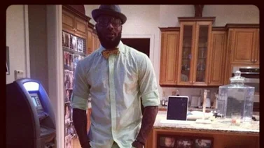James Harden tiene un cajero automatico en la sala de su casa