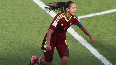 Deyna Castellanos y sus cinco goles: Belleza y arte en partes iguales Deyna Castellanos y sus cinco goles: Belleza y arte en partes iguales
