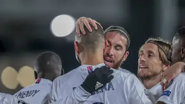 Real Madrid no falló y va a octavos de final como líder Real Madrid no falló y va a octavos de final como líder