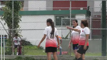 Caracas FC Femenino arma su plantilla con una veintena de futbolistas del interior del país Caracas FC Femenino arma su plantilla con una veintena de futbolistas del interior del país