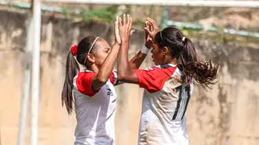 La experiencia de Lisbeth Bandrés se añade al campeón Atlético SC La experiencia de Lisbeth Bandrés se añade al campeón Atlético SC