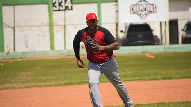 El rey del pitcheo cardenal Raúl Rivero se sumó a su nido