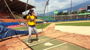 El brazo de Andrés Pérez ya forma parte de Leones del Caracas