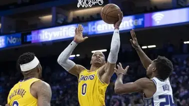 Lakers sigue sin conocer la victoria en pretemporada Lakers sigue sin conocer la victoria en pretemporada