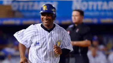 Melvin Mora: Yo amo al fanático valenciano, pero en Caracas me transformo