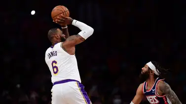 Lakers vs Nets: Triple-doble de Harden neutraliza embestida de LeBron James Lakers vs Nets: Triple-doble de Harden neutraliza embestida de LeBron James