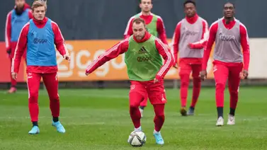 Eriksen vuelve a entrenarse con la filial del Ajax a la espera de un nuevo club Eriksen vuelve a entrenarse con la filial del Ajax a la espera de un nuevo club